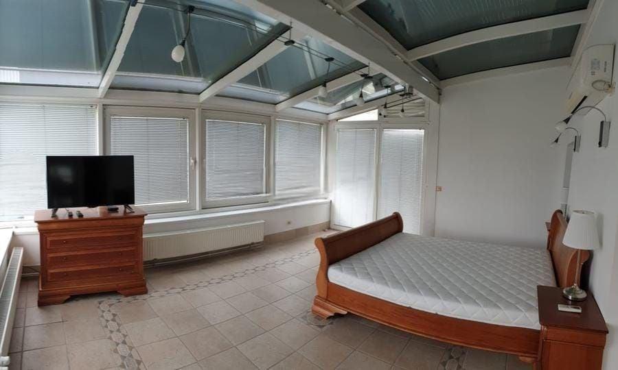 Apartament 5 camere-spatios- zona central-garaj - 10