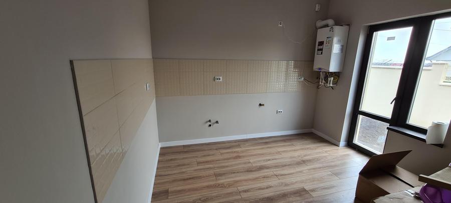 Casă individuală cu 3 camere cu Teren 450 Mp în Cătămărești-Deal