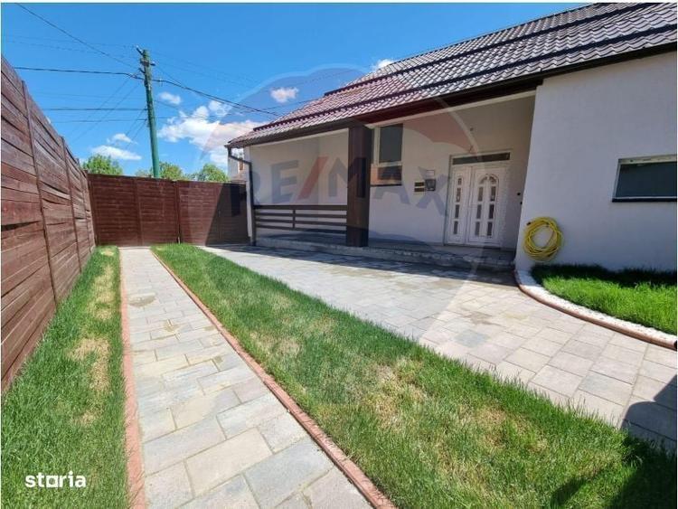 Casă cu 4 camere cu Teren 300 Mp în Central