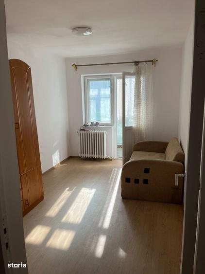 Apartament cu 3 camere decomandat în George Enescu