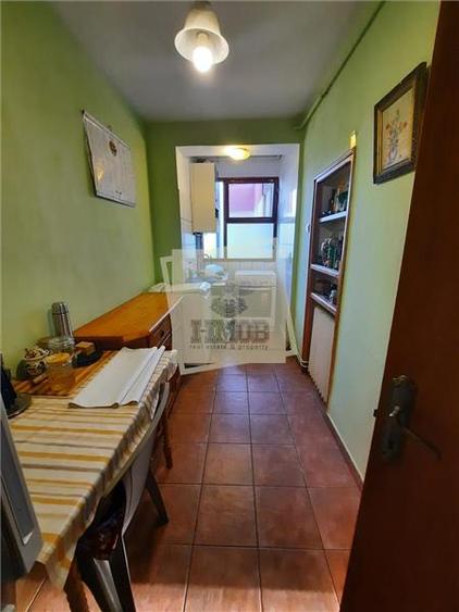 Apartament mobilat cu 3 camere in zona Strand - 6