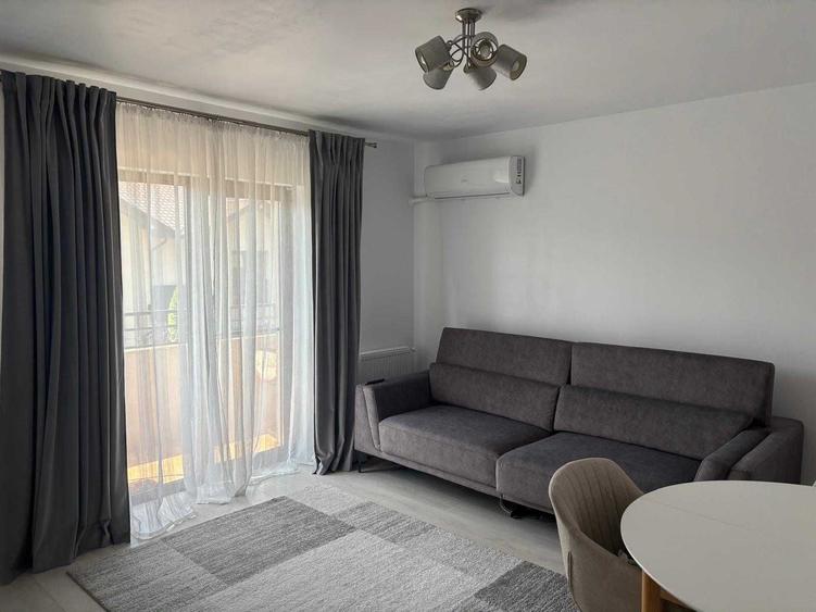 Apartament cu 3 camere decomandat în Valea Lupului