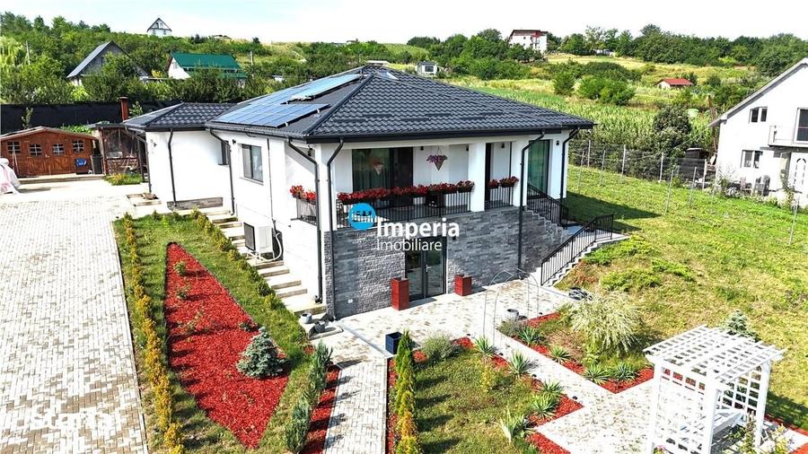 Casă cu 4 camere cu Teren 2165 Mp în Miroslava