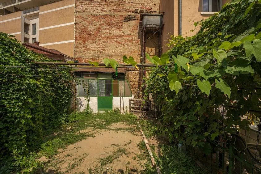 Casă cu Teren 459 Mp în Ferdinand