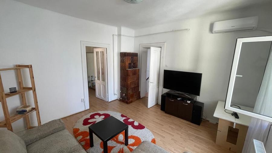 Apartament cu 2 camere semidecomandat în Panduri