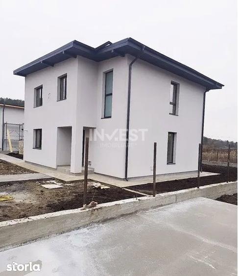 Casă cu 4 camere cu Teren 600 Mp în Central
