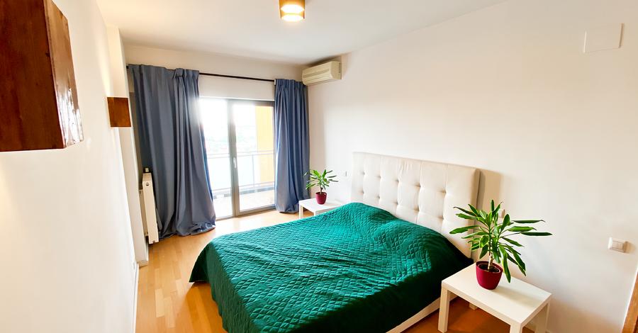 Apartament cu 3 camere decomandat, mobilat în Baicului