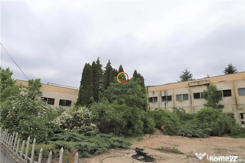 Spațiu comercial, de 3,725 mp, în Central