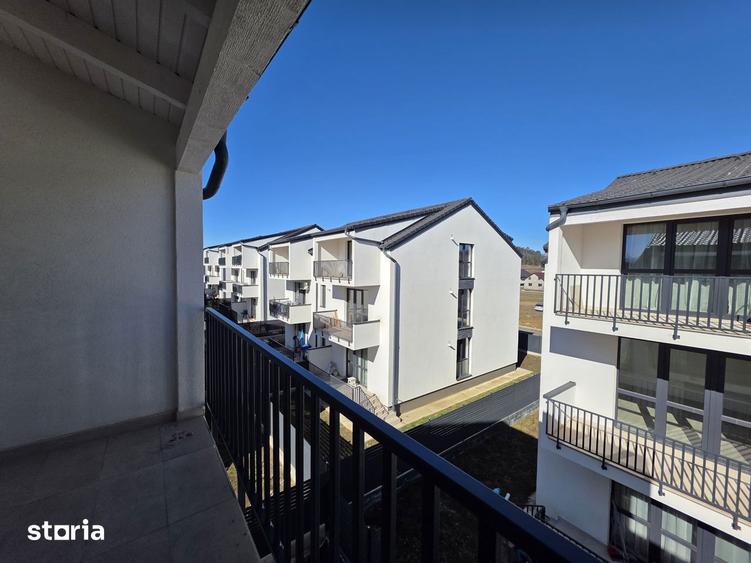 Apartament cu 2 camere decomandat în Sânpetru