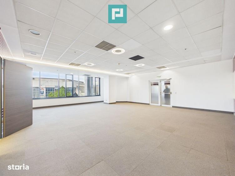 Spațiu comercial, de 325 mp, în Paltin