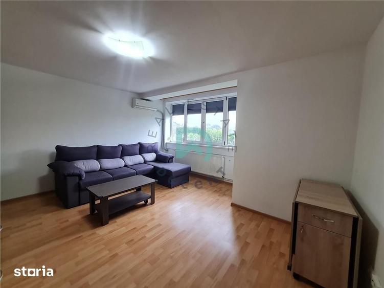 Apartament cu 2 camere decomandat în Triaj