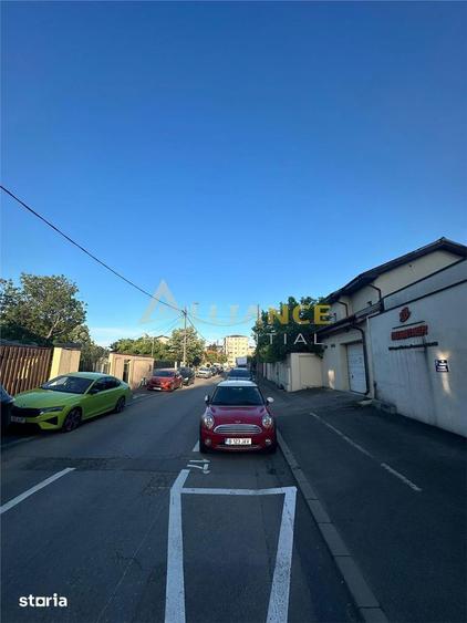 Garsonieră decomandată, mobilată în Apărătorii Patriei