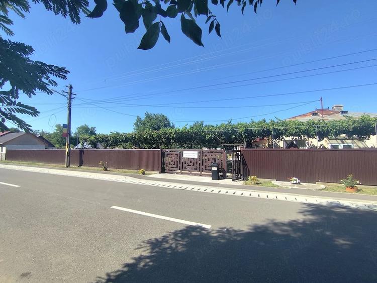 Casă cu 4 camere cu Teren 4000 Mp în Ștefănești