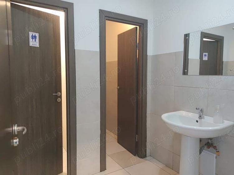 Spațiu comercial, de 870 mp, în Central