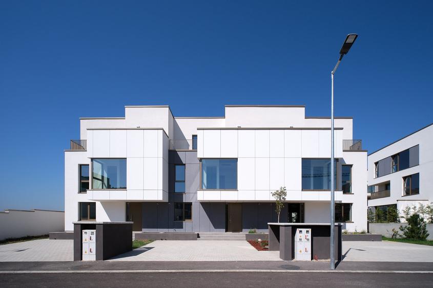 Casă cu 5 camere cu Piscina în Băneasa