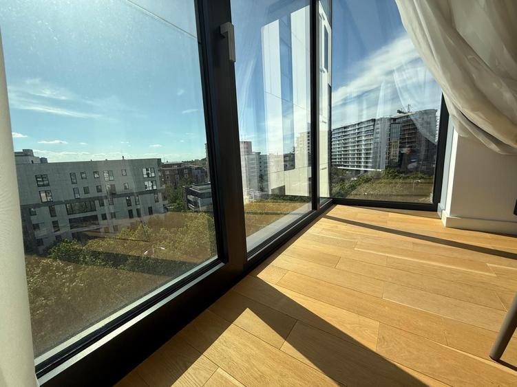 Apartament cu 4 camere semidecomandat, mobilat în Herăstrău