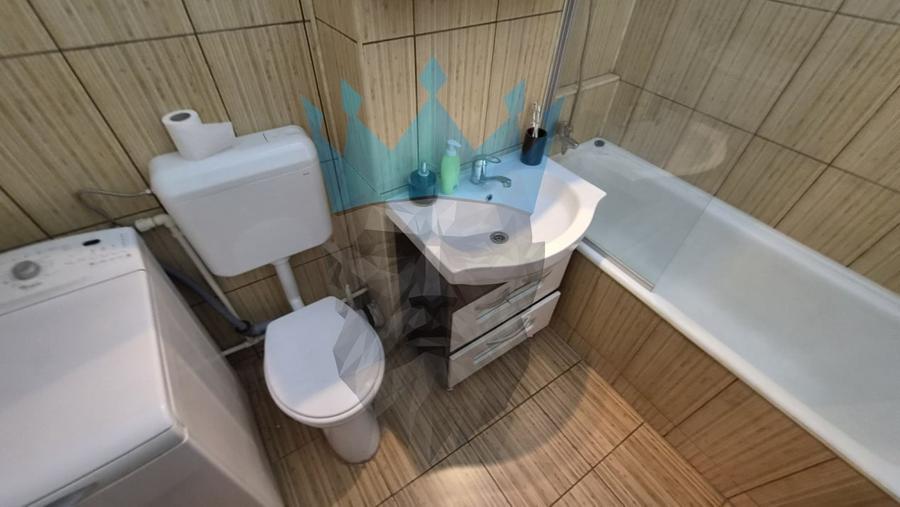Apartament cu 3 camere decomandat, mobilat în Vitan