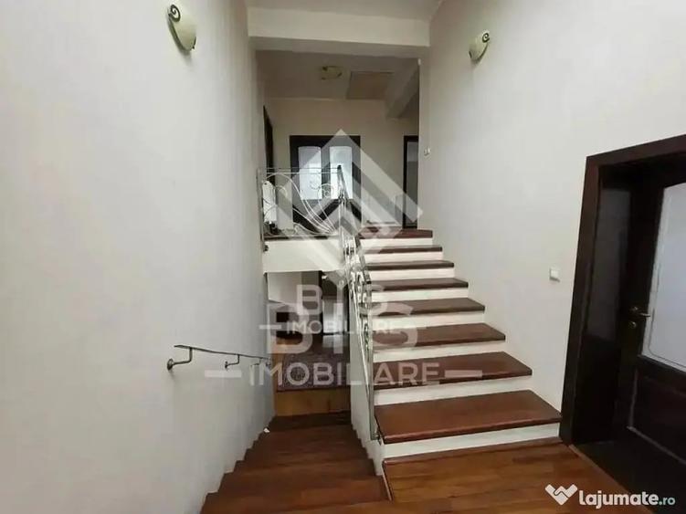 Casă cu 7 camere cu Teren 1200 Mp în Unirea