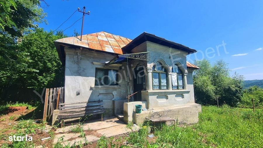 Casă cu 2 camere în Ciofrângeni