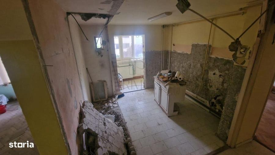 Apartament cu 2 camere decomandat în Soarelui
