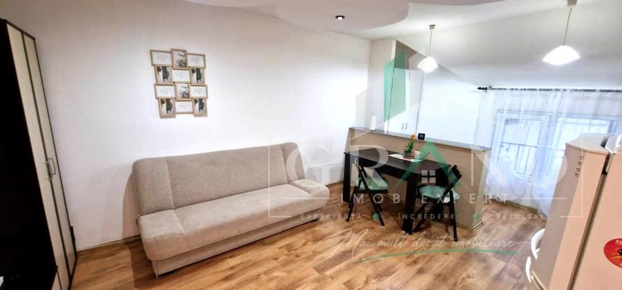 Apartament cu 2 camere semidecomandat, mobilat în Iris