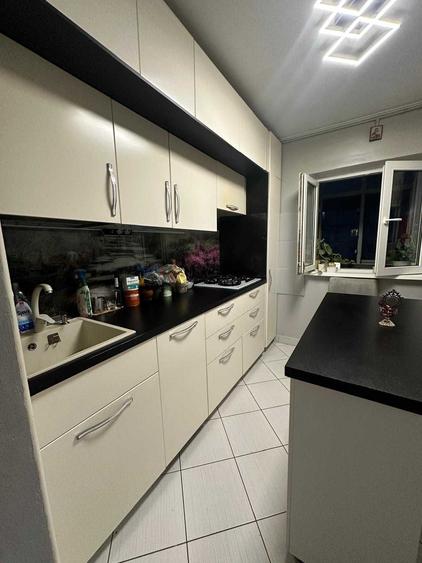 Apartament cu 2 camere decomandat în Ozana