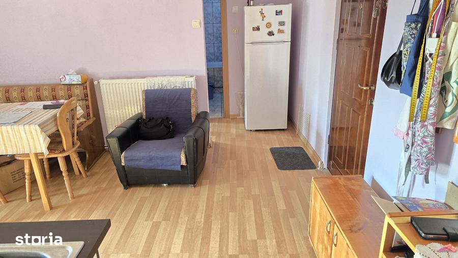 Vand apartament 2 camere decomandat in Deva, zona I Corvin, - 2