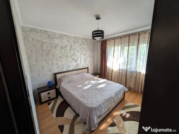 Apartament cu 2 camere decomandat în George Enescu