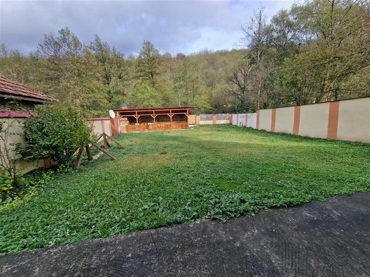 Casă individuală cu 4 camere cu Teren 660 Mp în Ultracentral