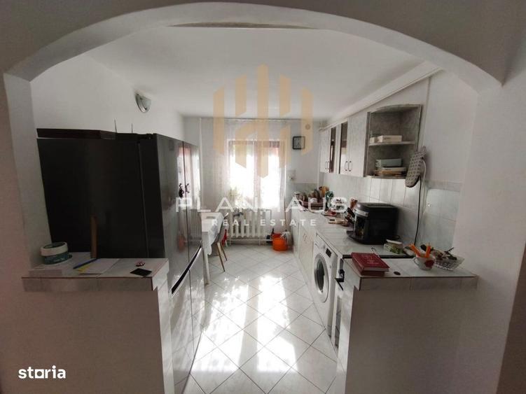 Apartament cu 4 camere în Central