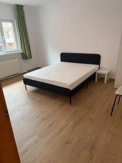 Apartament cu 2 camere decomandat în Universitate