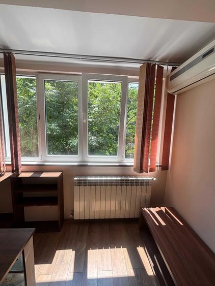 Apartament cu 2 camere în Micro 16