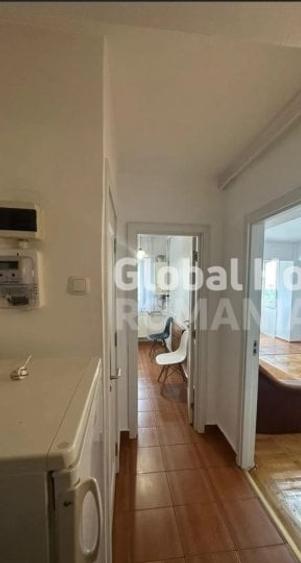 Apartament cu 2 camere semidecomandat, mobilat în Cișmigiu