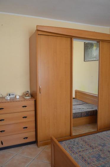 Apartament cu 2 camere decomandat în Telecabinei