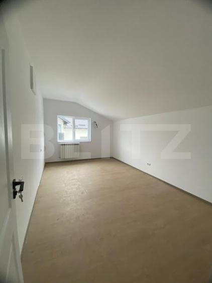 Apartament cu 3 camere semidecomandat în Ițcani