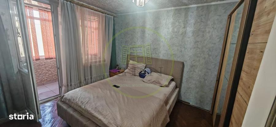 Apartament 2 camere, decomandat, 50 mp, Calea Severinului, zona Scoala - 2