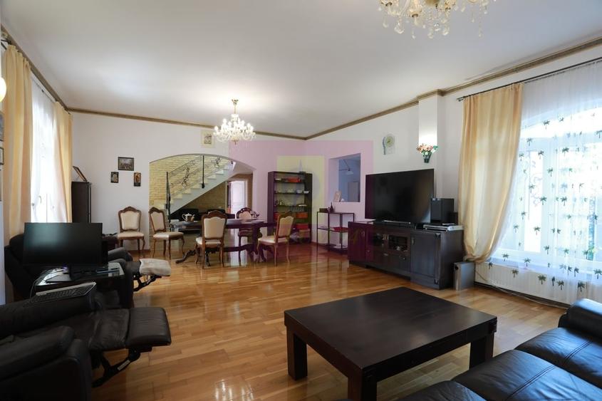Casă cu 4 camere cu Teren 510 Mp în Săftica