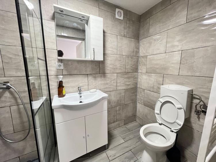 Casă individuală cu 3 camere cu Canalizare în Dâmbul Rotund