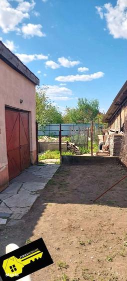 Casă cu 4 camere cu Teren 720 Mp în Central