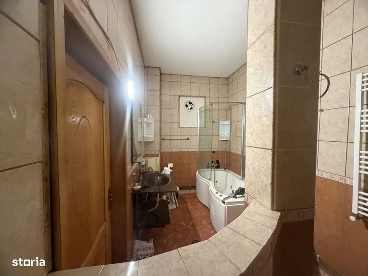 Casă cu 4 camere în Dudașu