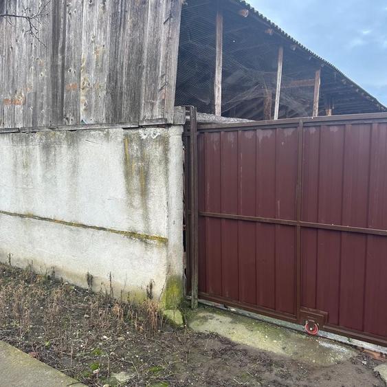 Casă cu 4 camere în Gurba