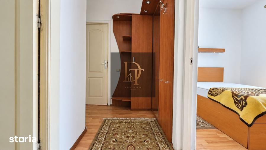 Apartament cu 2 camere decomandat în Schei