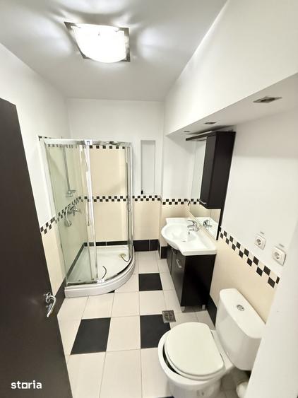 Apartament cu 4 camere decomandat în Centrul Civic