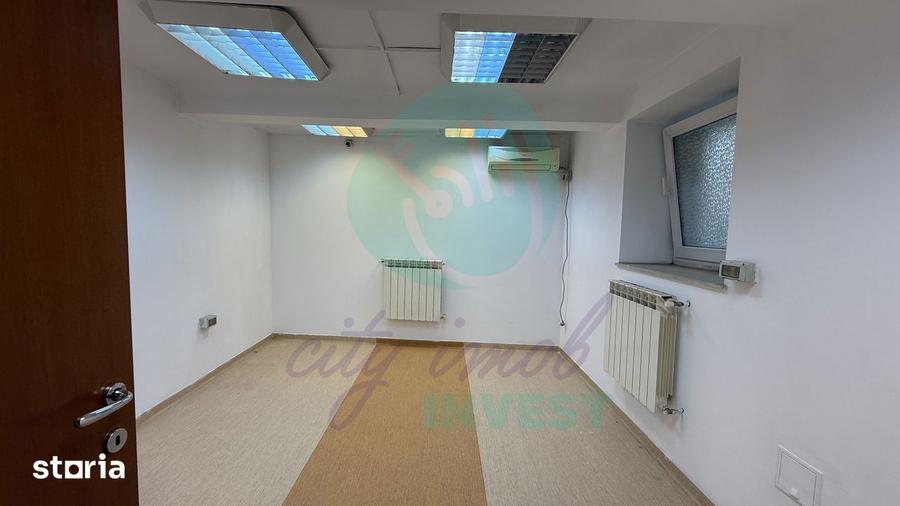 Casă cu 9 camere cu Teren 107 Mp în Moșilor