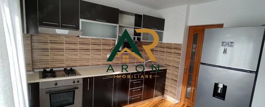 Apartament cu 3 camere decomandat, mobilat în Nerva Traian