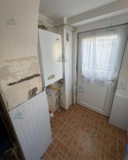 Casă cu 4 camere cu Canalizare în Semicentral