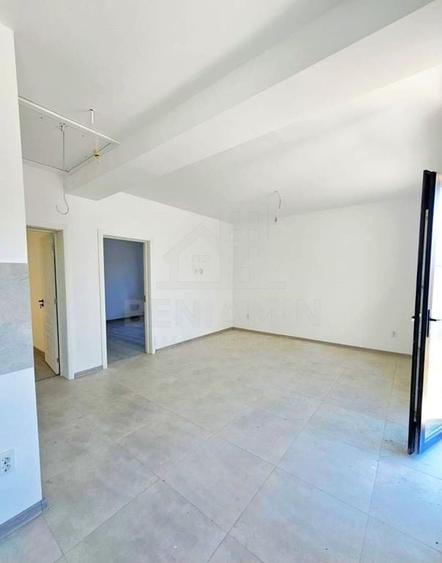Casă cu 3 camere cu Teren 322 Mp în Ișalnița