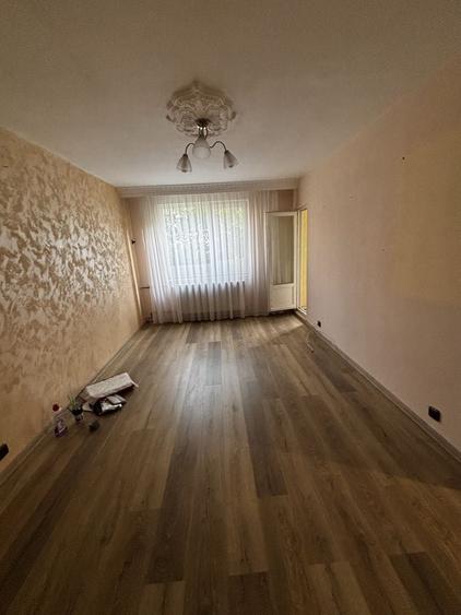 Apartament cu 2 camere decomandat în Rahova