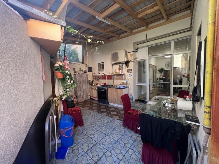 Casă individuală cu 3 camere cu Canalizare în Sud