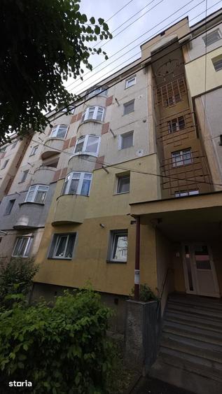 Garsonieră semidecomandată în Micro 1